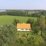 Pod Klonami Na Mazurach Nyaraló
