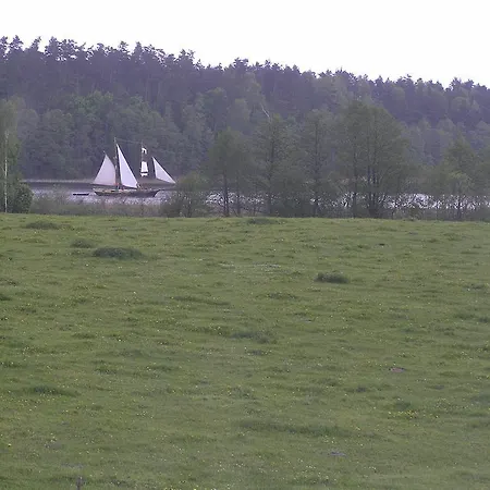 Ferienhaus Pod Klonami Na Mazurach Guty
